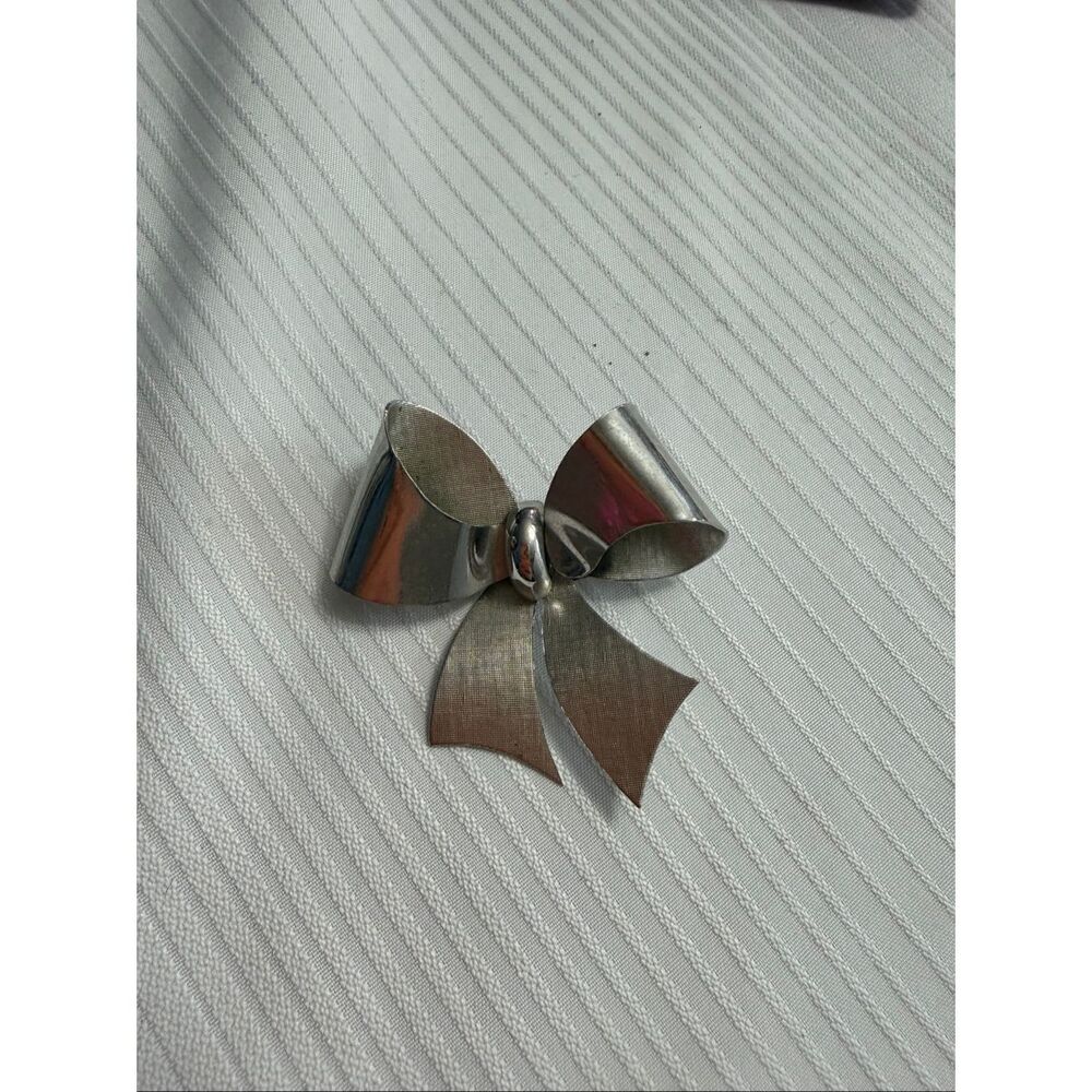 Coro Bow Brooch Pin Vintage Signed